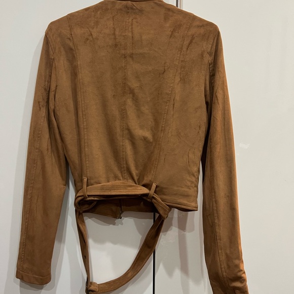 TOBI Fall Faux Suede Tan Moto Jacket (Neutral Layer) - Picture 3 of 7